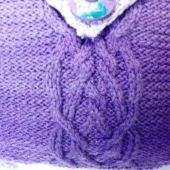 Hand Crafted Knit Throw Pillow Purple Cable Hand Painted Resin Buttons D… - Picture 5 of 12